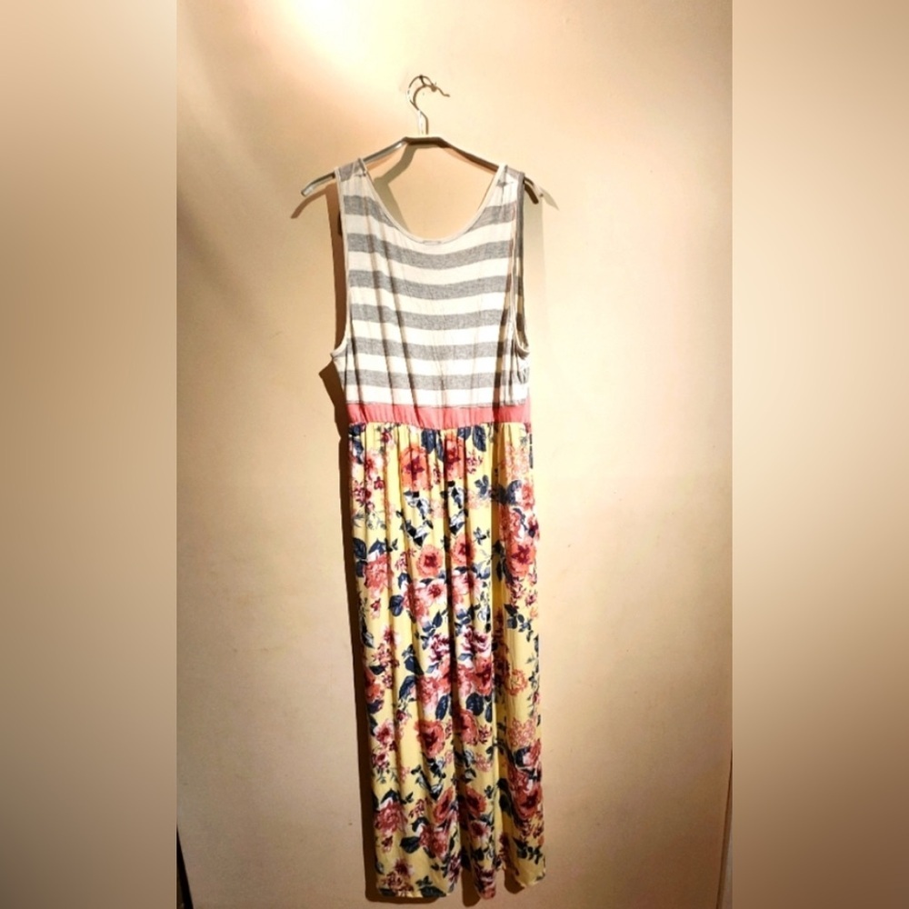 Egs California Sleeveless Yellow Floral Maxi Dress with White & Grey Striped Top